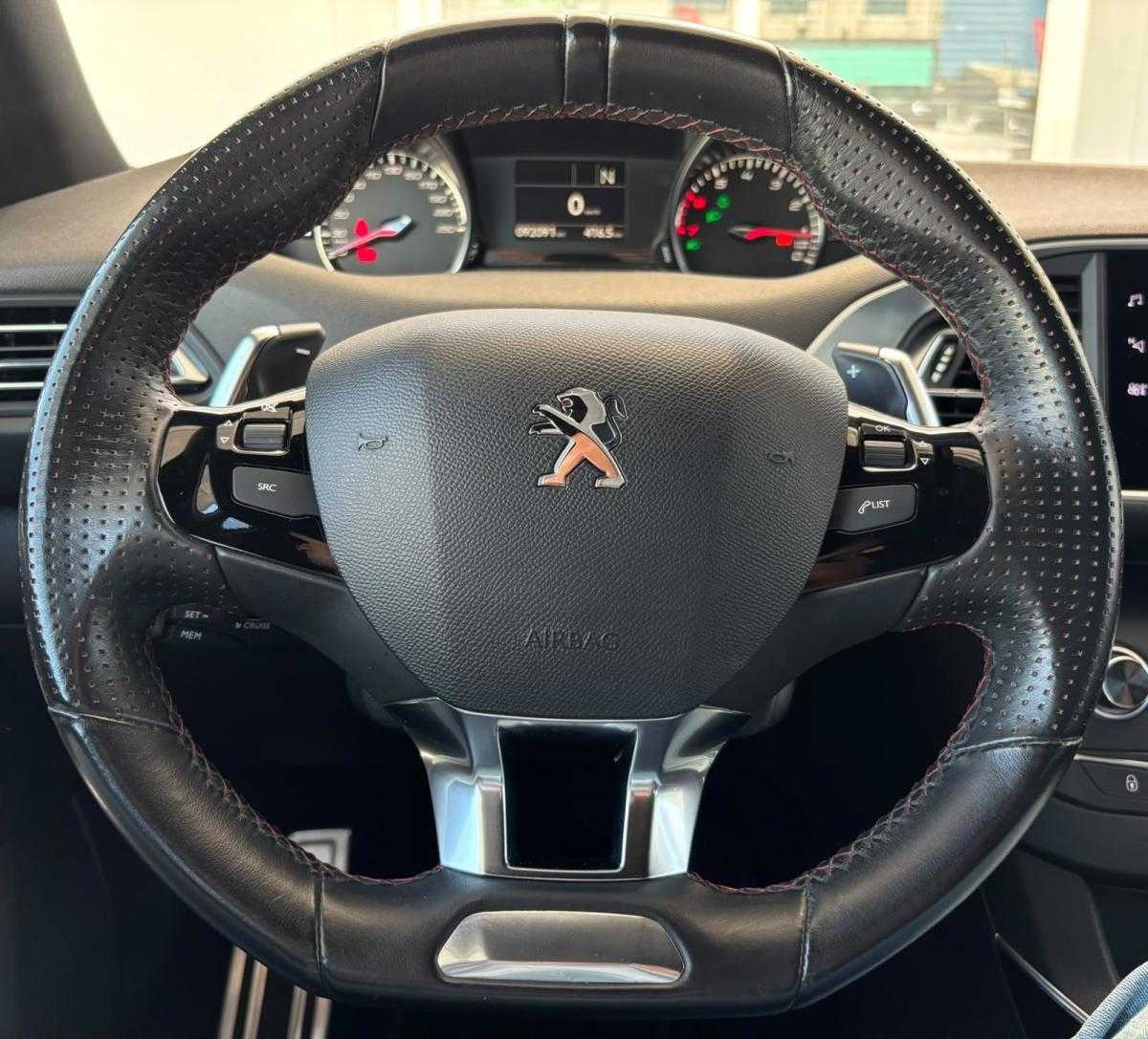 peugeot-308-2020-gasolina-1199cc