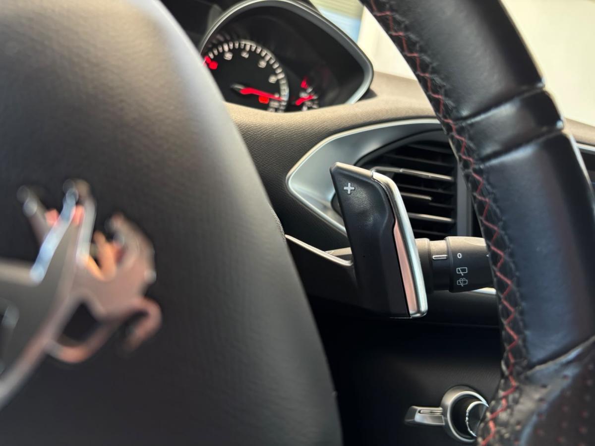 peugeot-308-2020-gasolina-1199cc