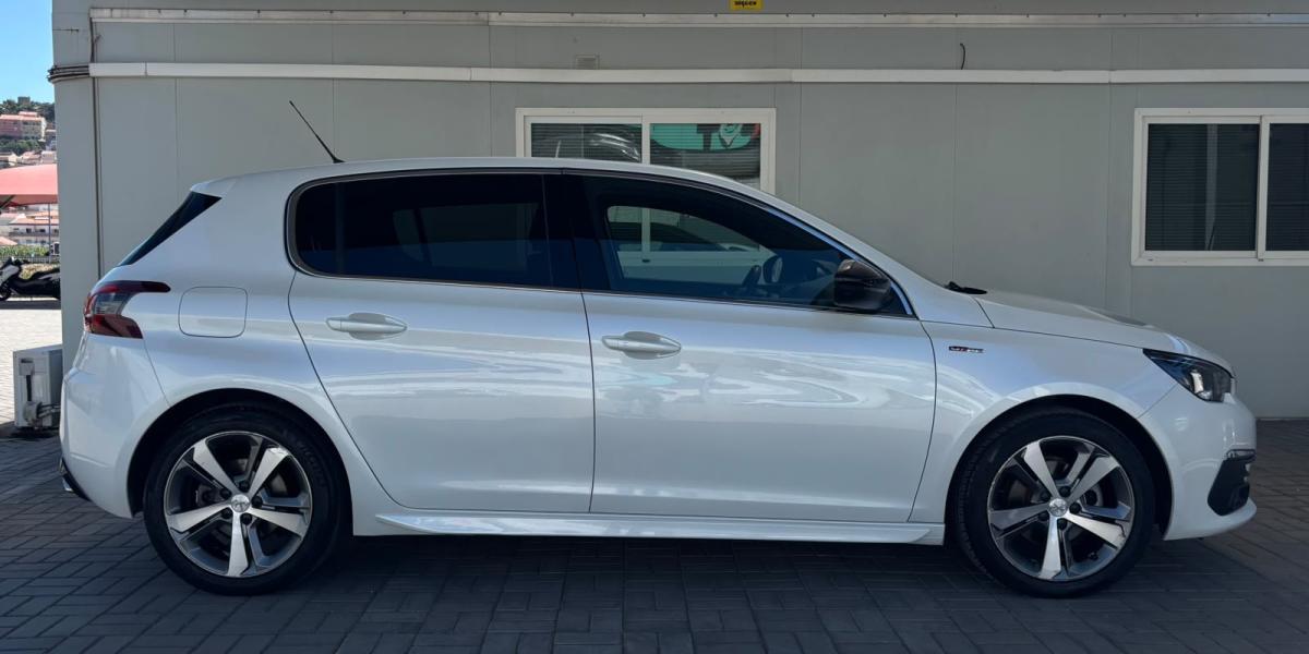 peugeot-308-2020-gasolina-1199cc