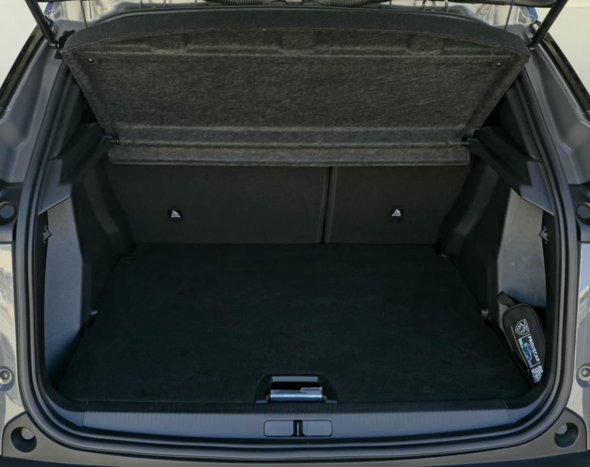 peugeot-2008-2023-eletrico-0cc