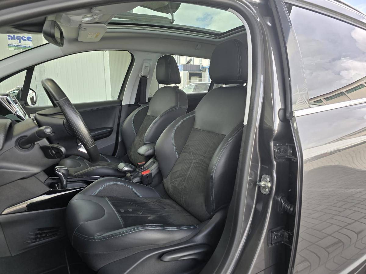 peugeot-2008-2018-gasolina-1199cc