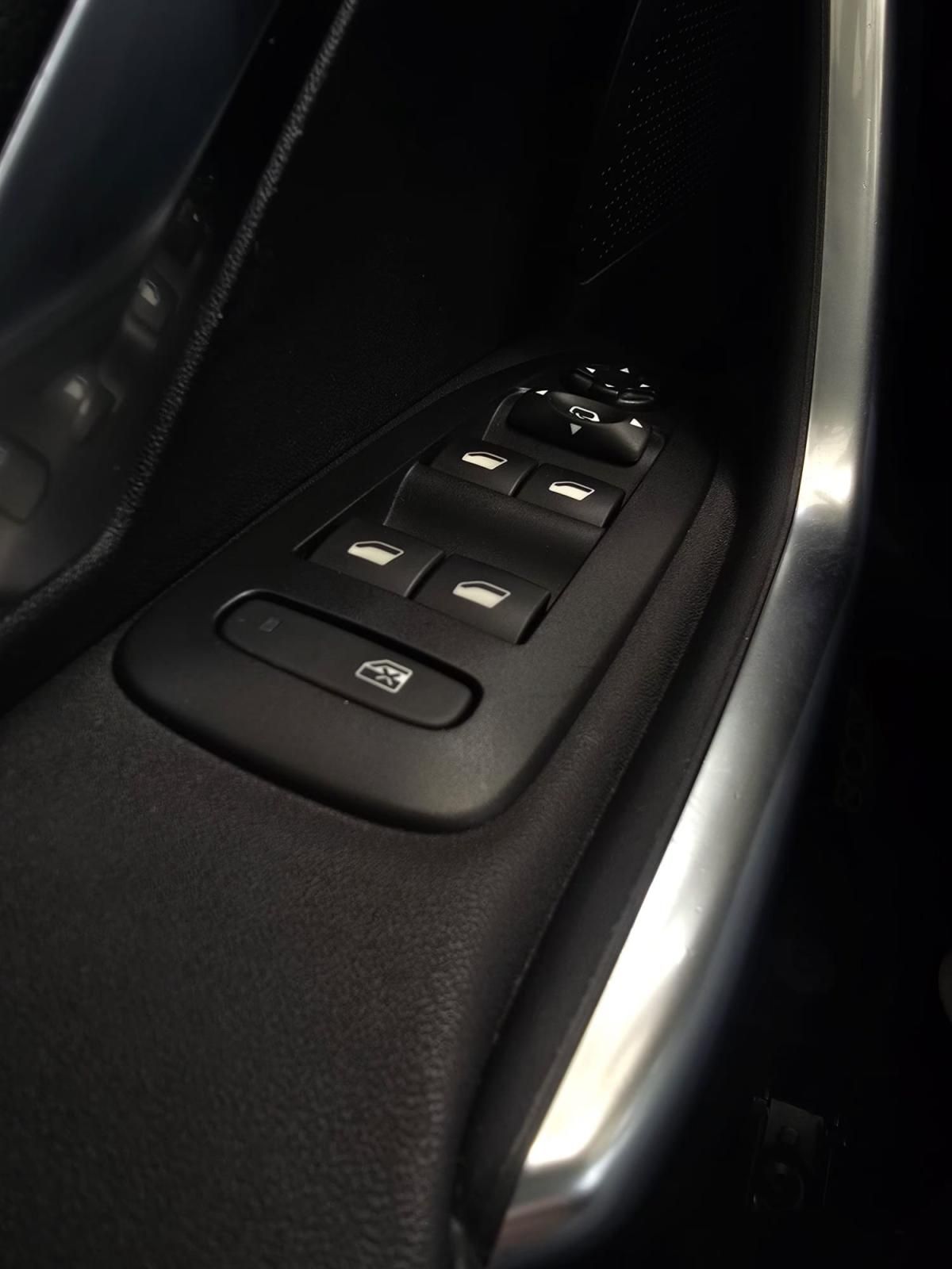 peugeot-2008-2018-gasolina-1199cc