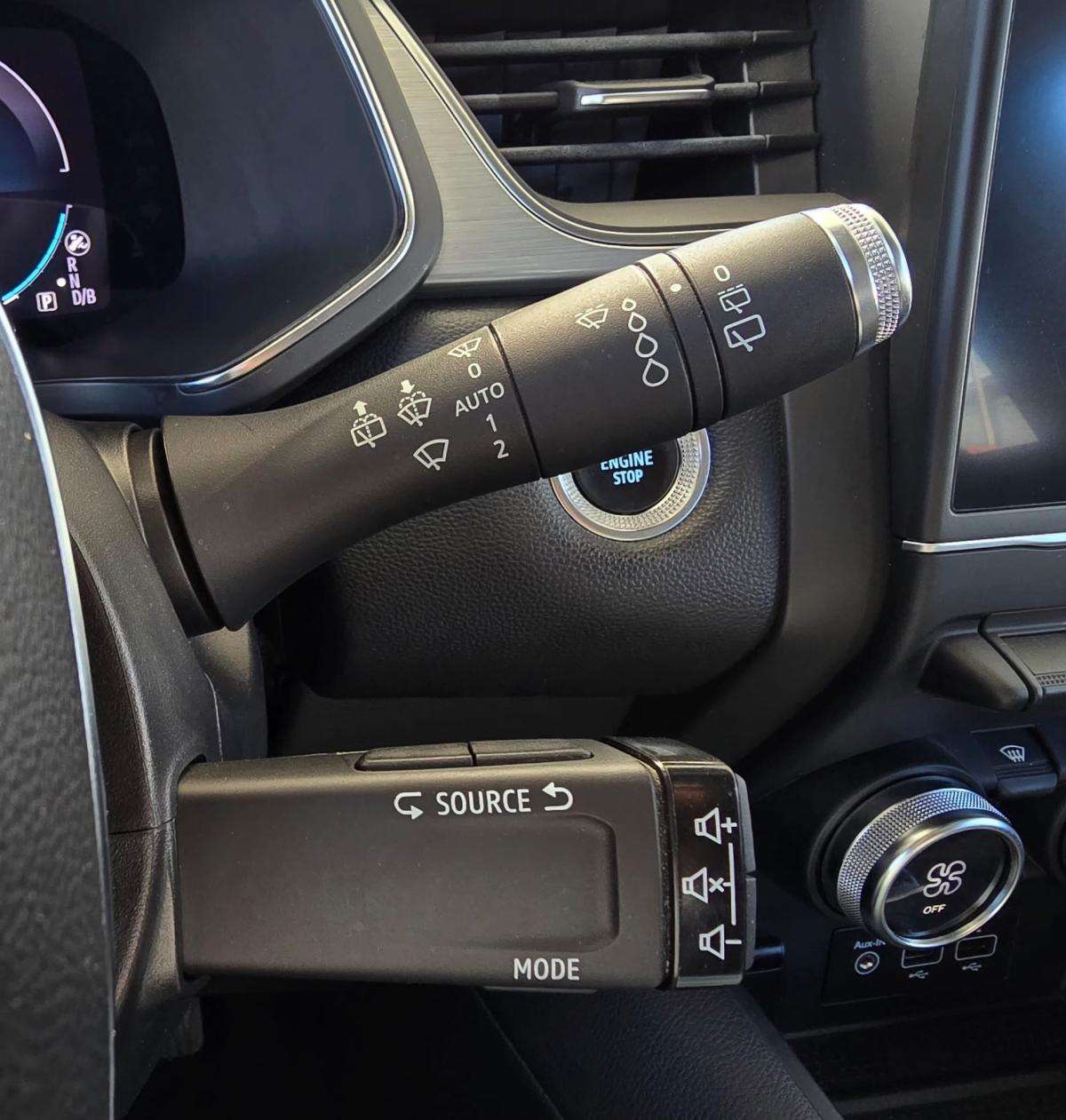 renault-captur-2021-hibrido-a-gasolina-1598cc