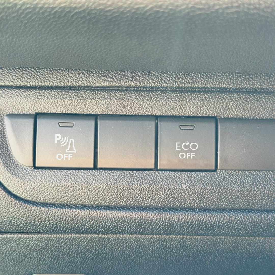 peugeot-208-2018-gasolina-1199cc