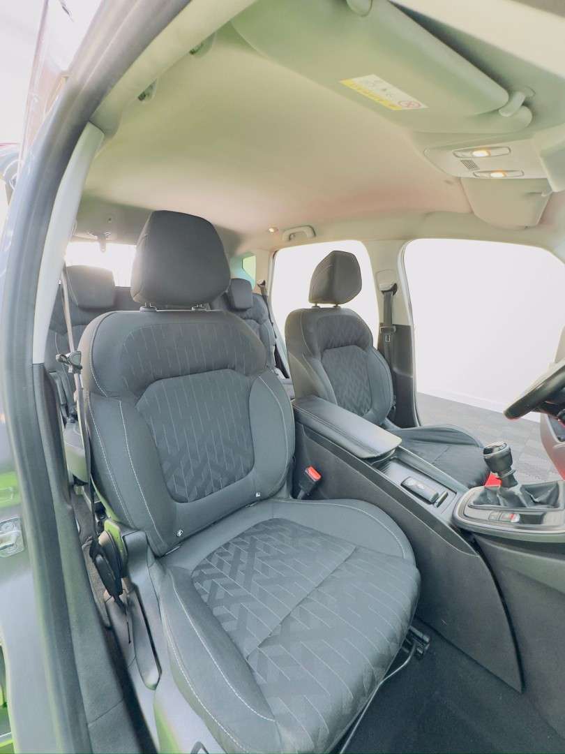renault-scenic-2019-diesel-1598cc