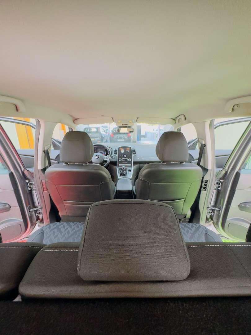 renault-scenic-2019-diesel-1598cc