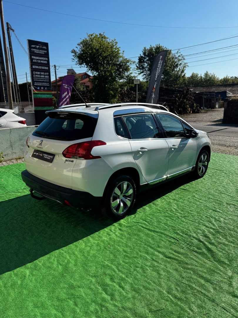 peugeot-2008-2015-gasolina-1199cc