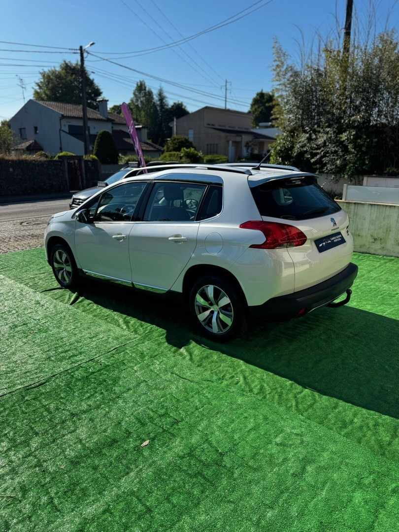 peugeot-2008-2015-gasolina-1199cc