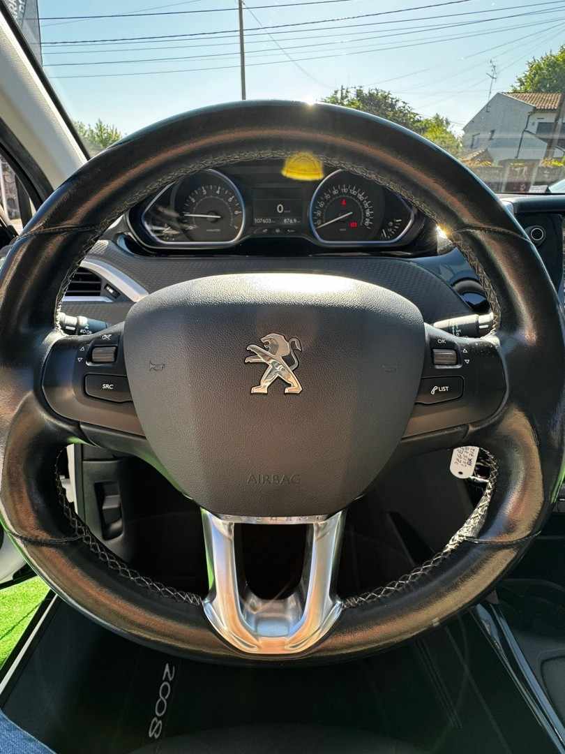 peugeot-2008-2015-gasolina-1199cc