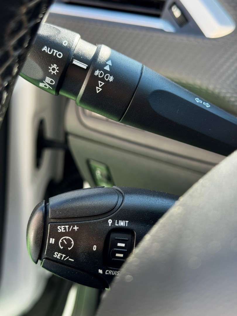 peugeot-2008-2015-gasolina-1199cc