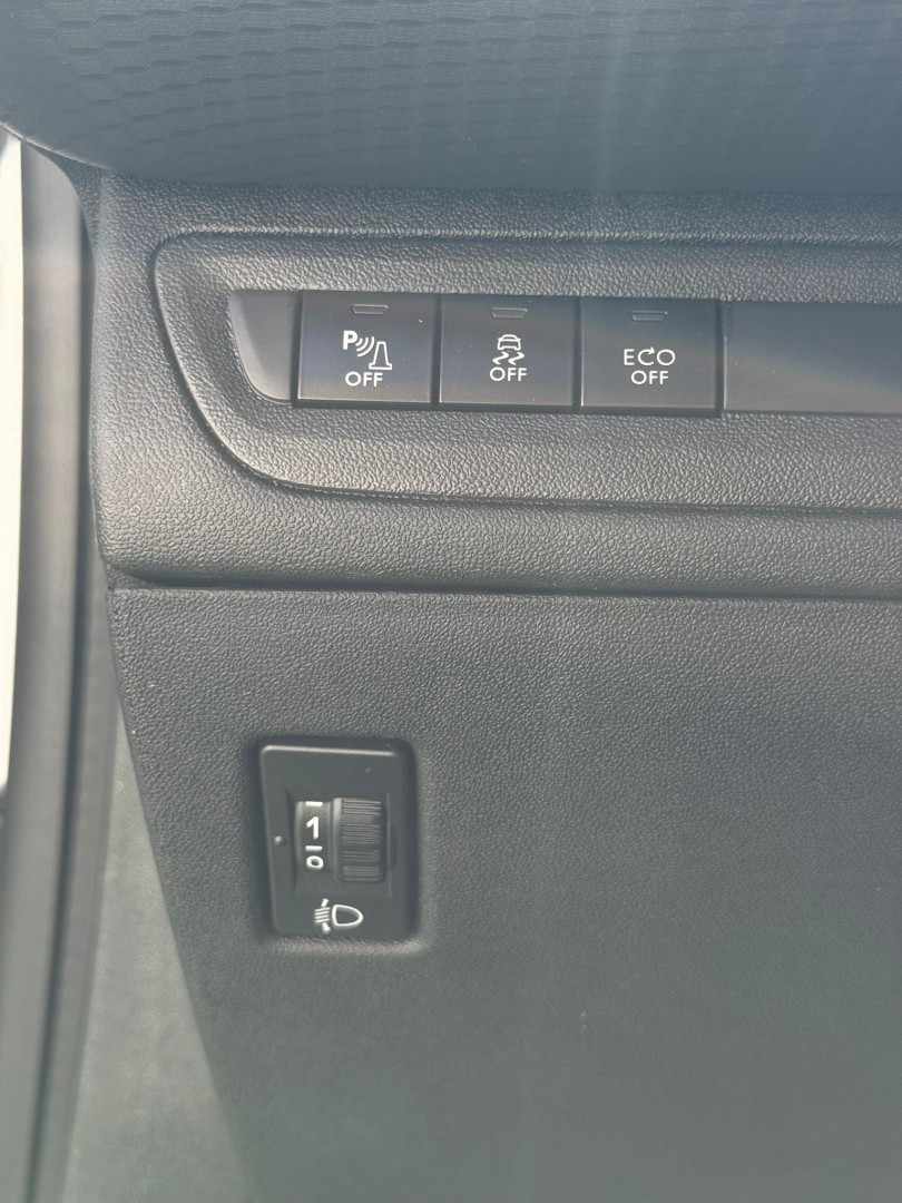 peugeot-2008-2015-gasolina-1199cc