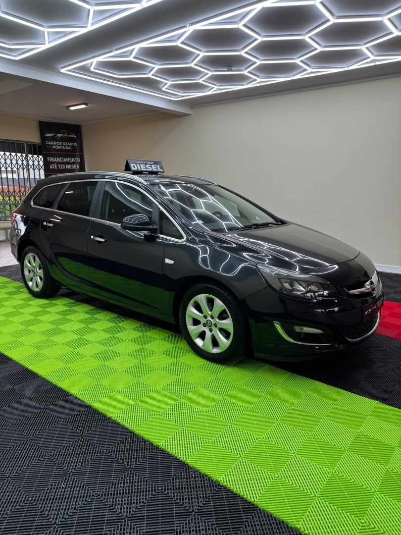 opel-astra-sport-tourer-2013-diesel-1686cc