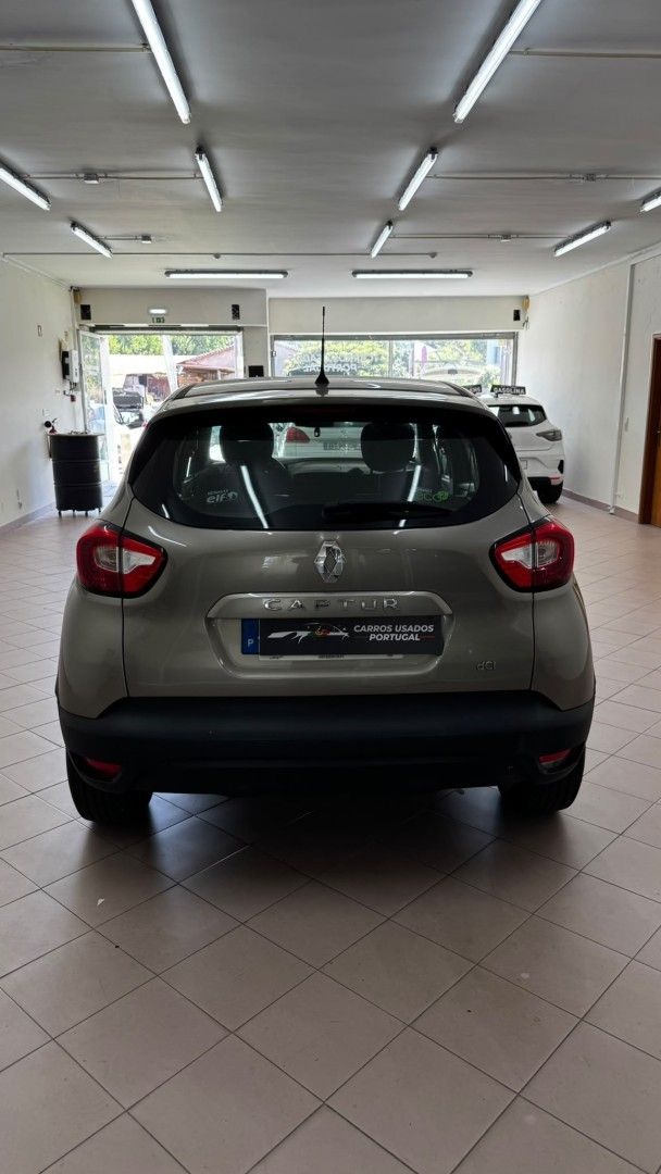 renault-captur-2015-diesel-1461cc