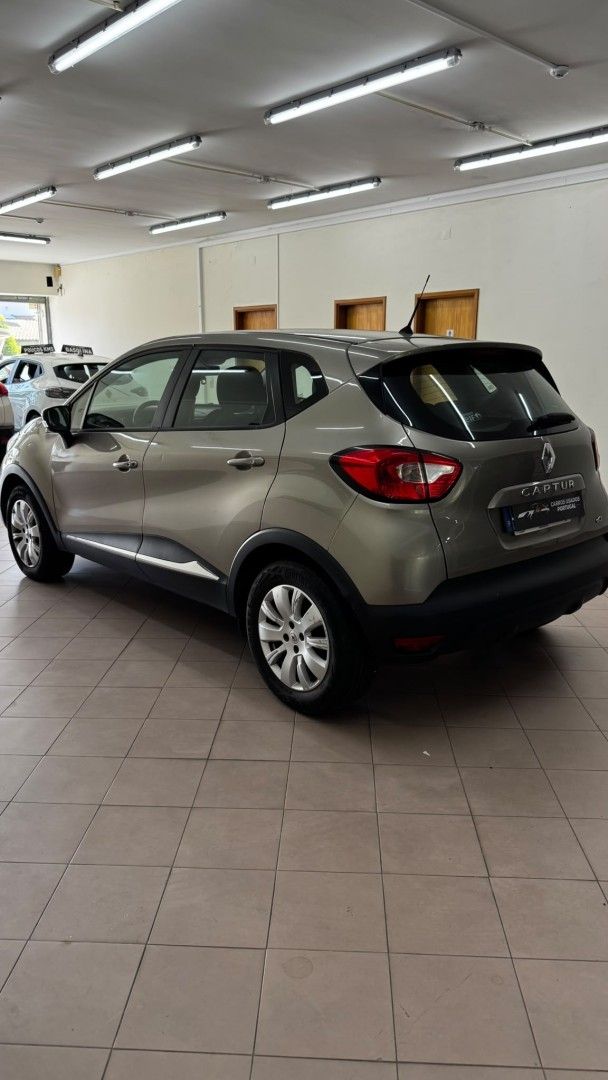 renault-captur-2015-diesel-1461cc