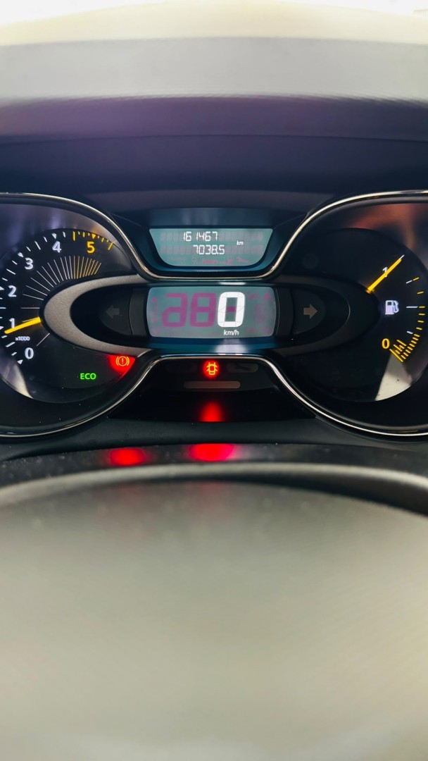 renault-captur-2015-diesel-1461cc