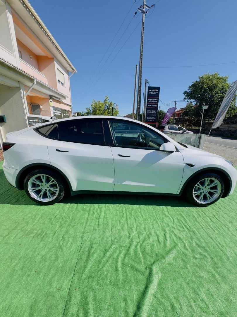 tesla-model-y-2023-eletrico-0cc