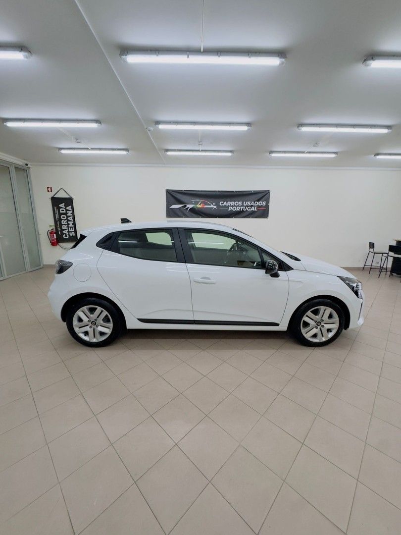 renault-clio-2025-gasolina-999cc