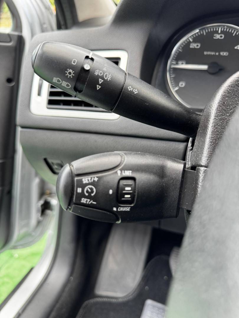 peugeot-307-2006-diesel-1560cc