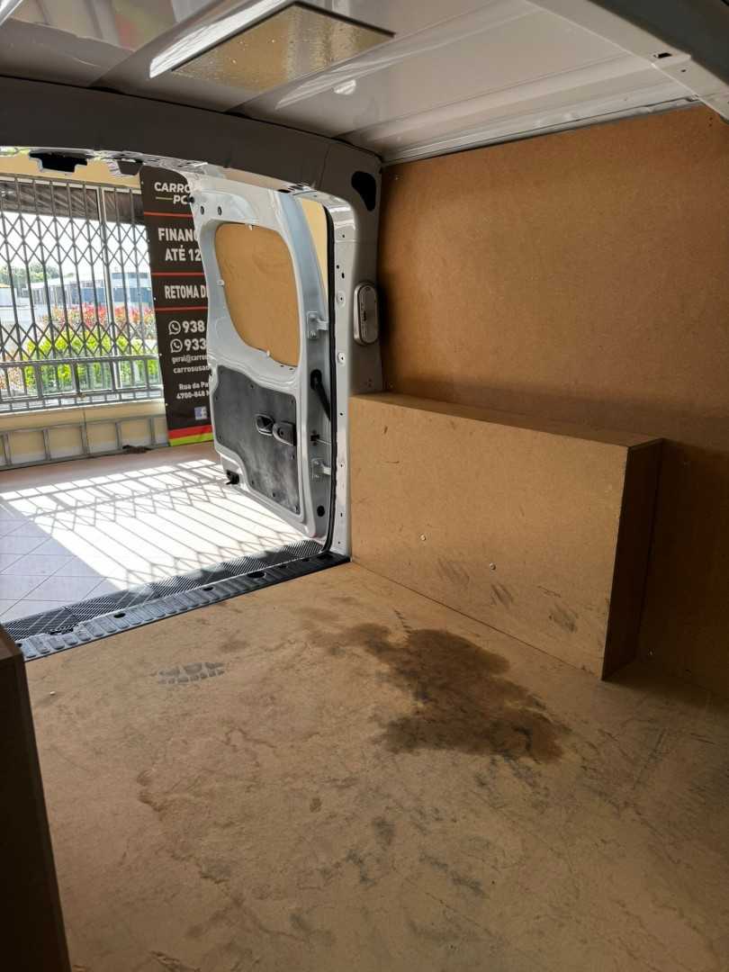 renault-kangoo-2021-eletrico-1cc