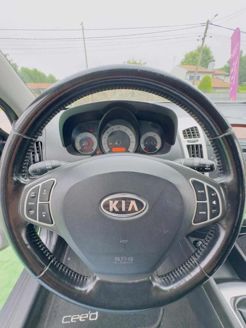 kia-ceed-sw-2009-diesel-1582cc