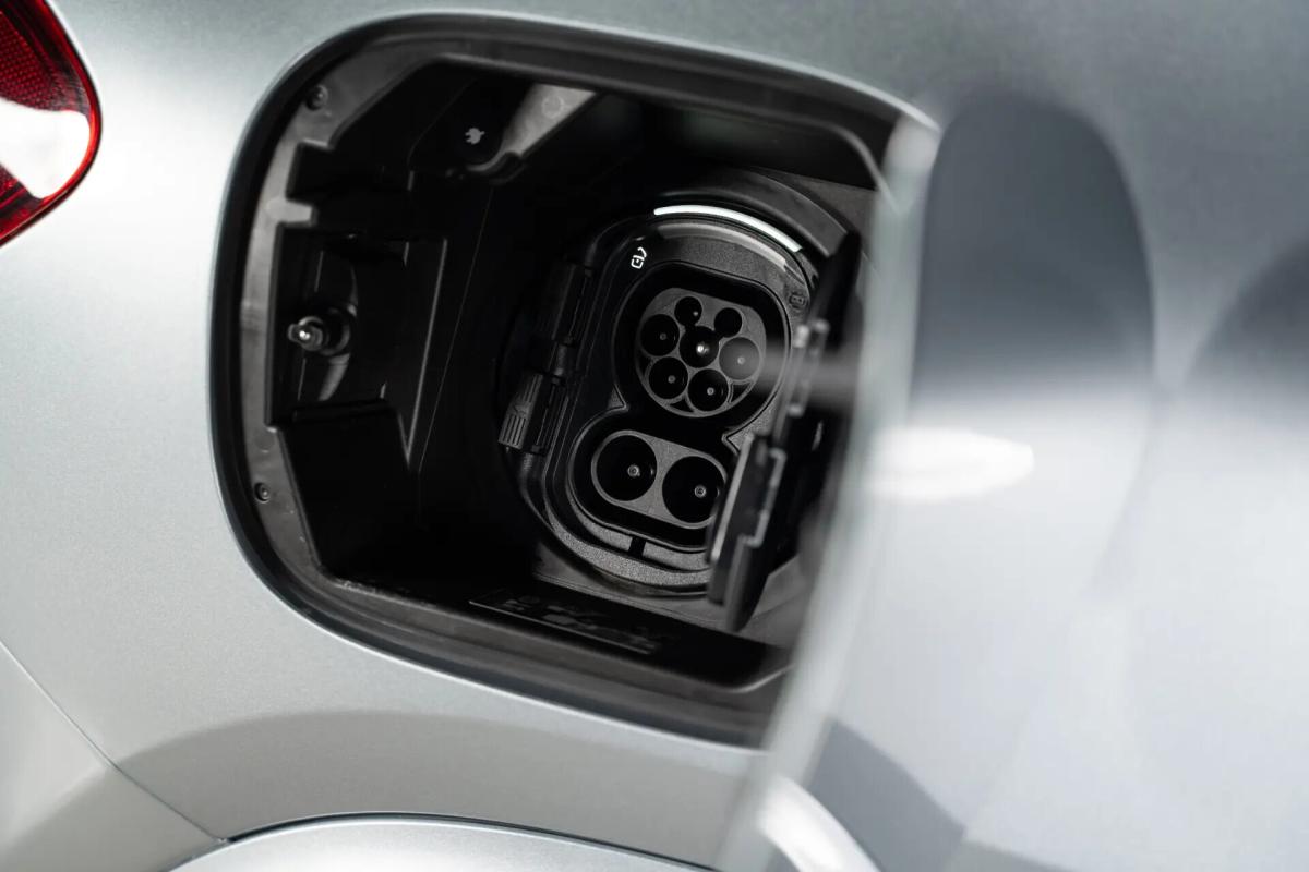 mercedes-benz-eqa-2025-eletrico-0cc