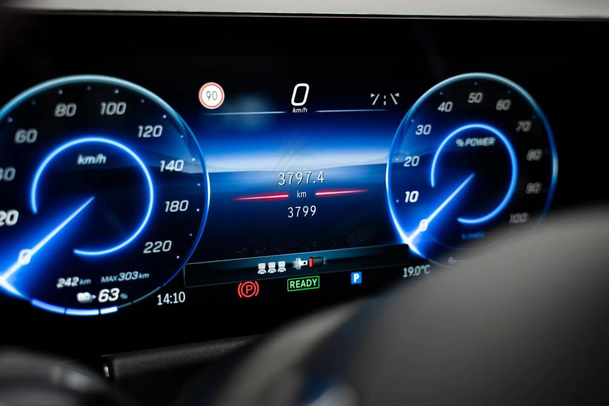 mercedes-benz-eqa-2025-eletrico-0cc