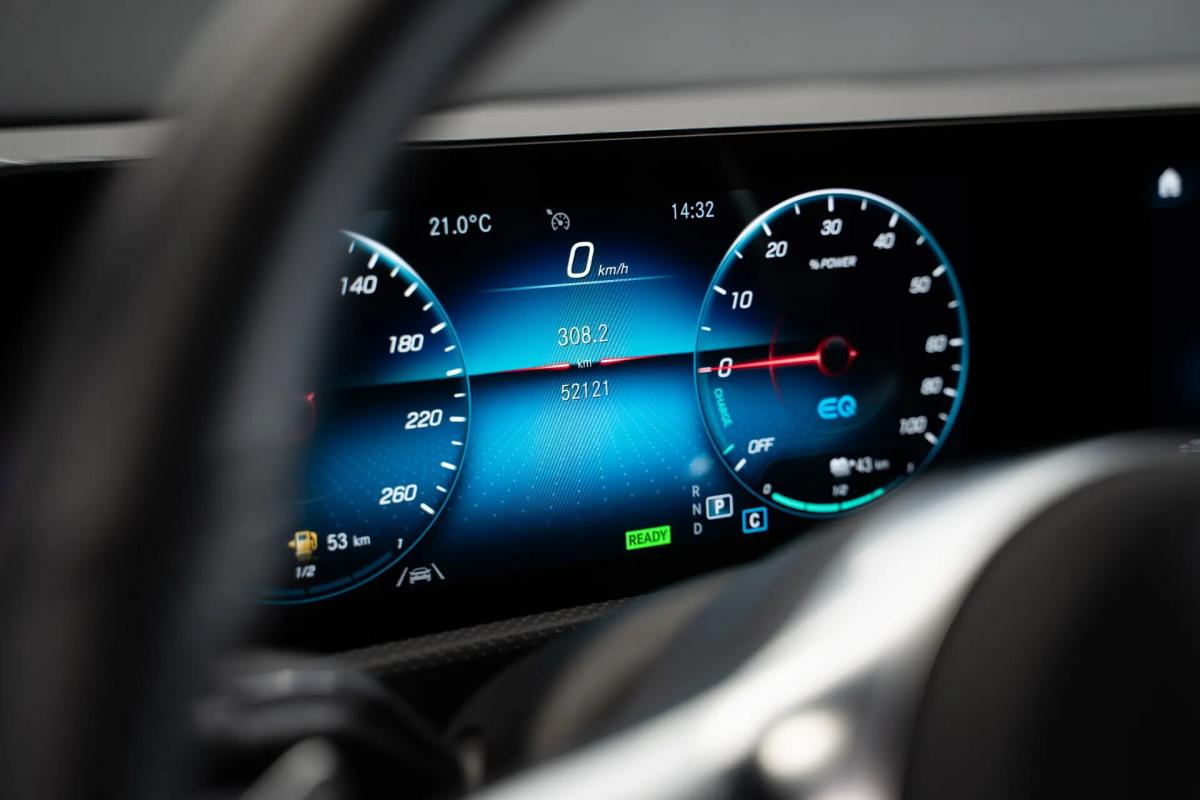 mercedes-benz-classe-a-a-250-e-2022-hibrido-a-gasolina-1332cc
