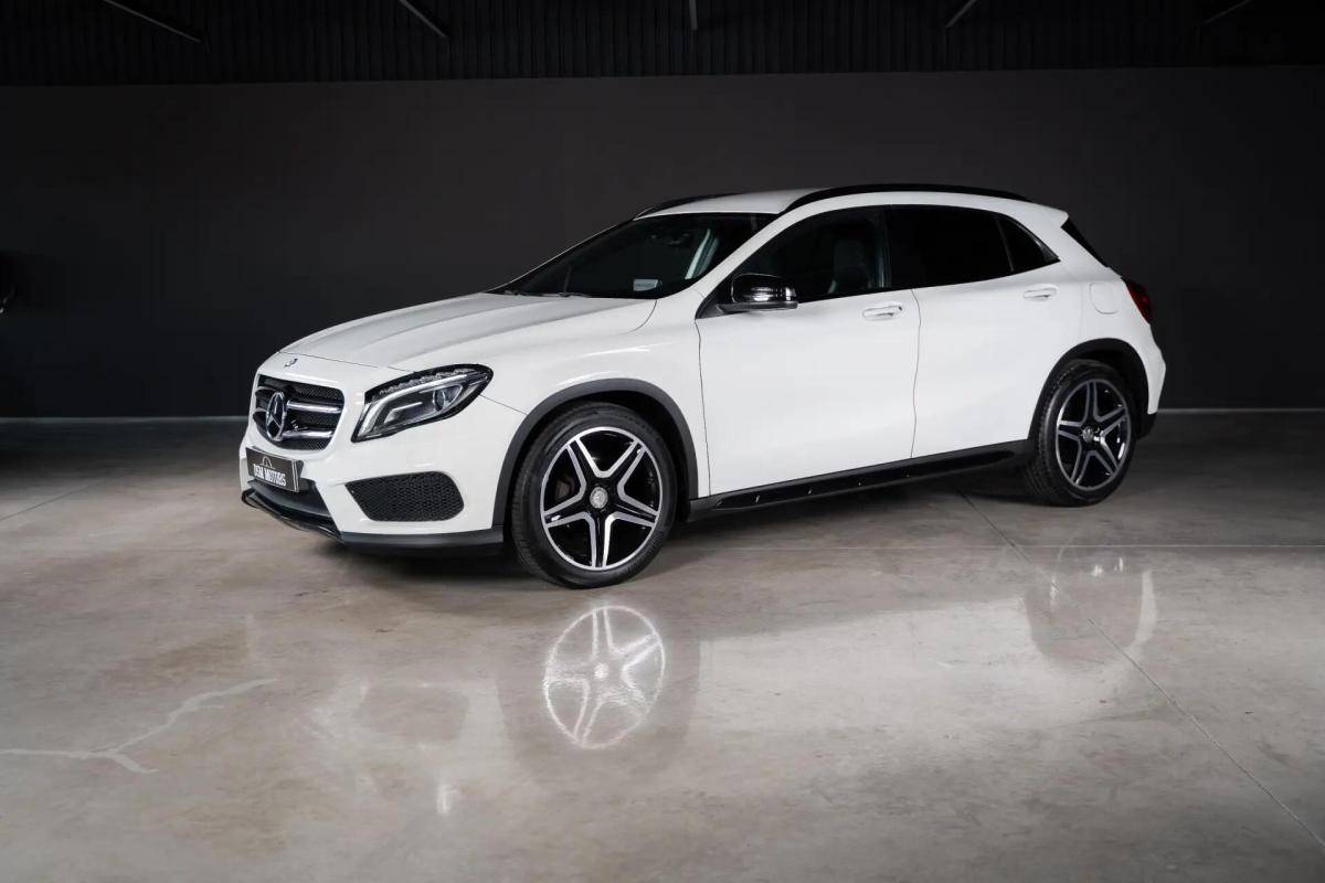 mercedes-benz-gla-200d-2016-diesel-2143cc