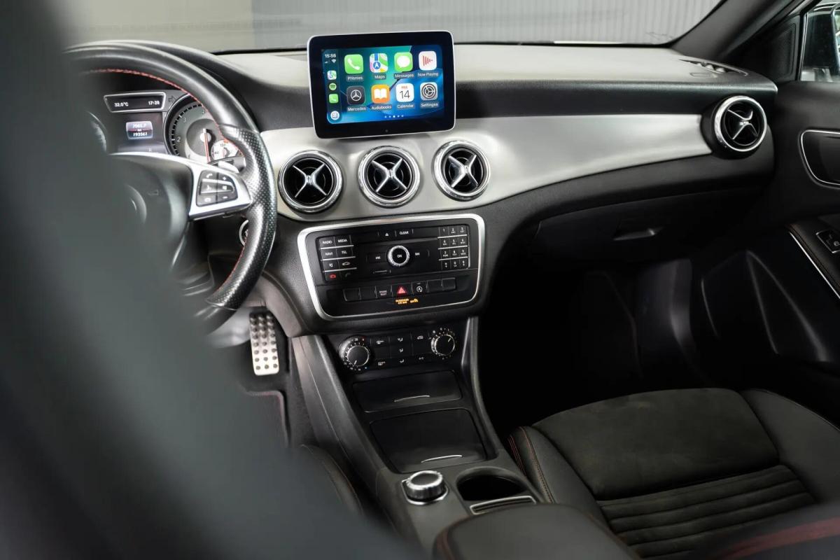 mercedes-benz-gla-200d-2016-diesel-2143cc