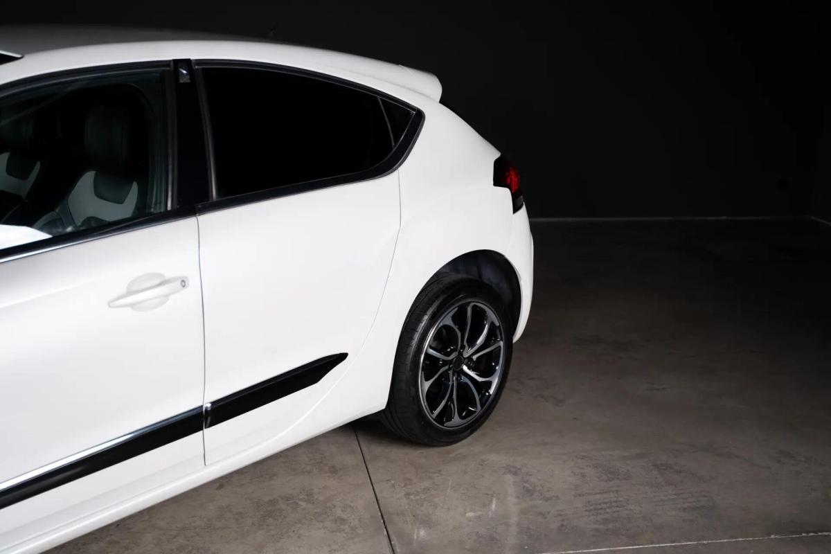 citroen-ds4-2012-diesel-1560cc