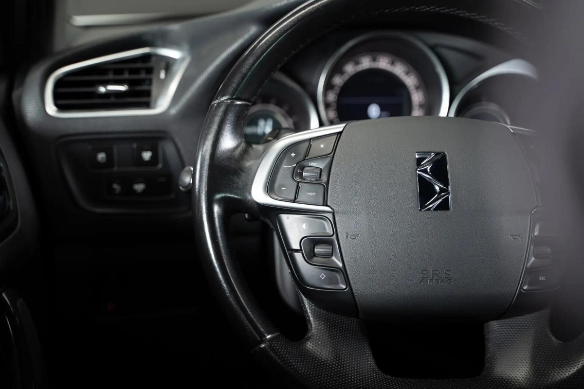 citroen-ds4-2012-diesel-1560cc