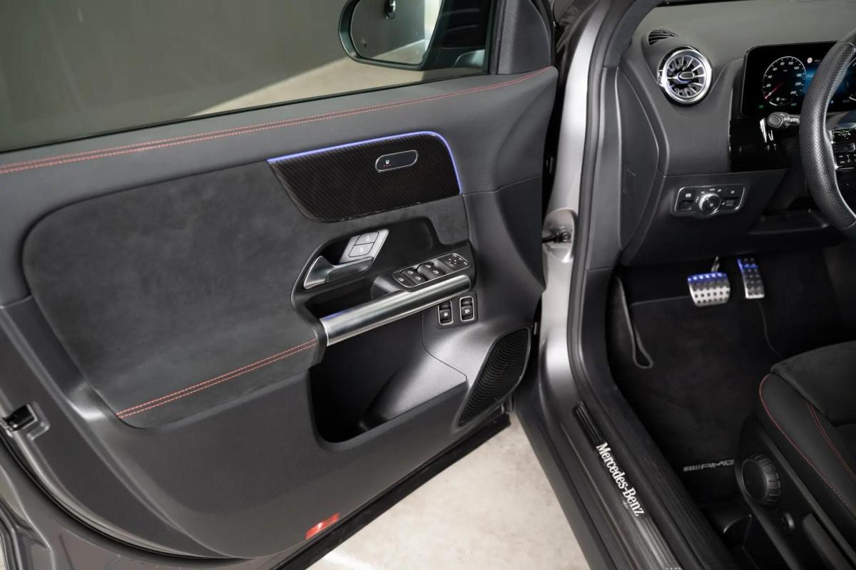mercedes-benz-gla-250-e-2025-hibrido-a-gasolina-1332cc