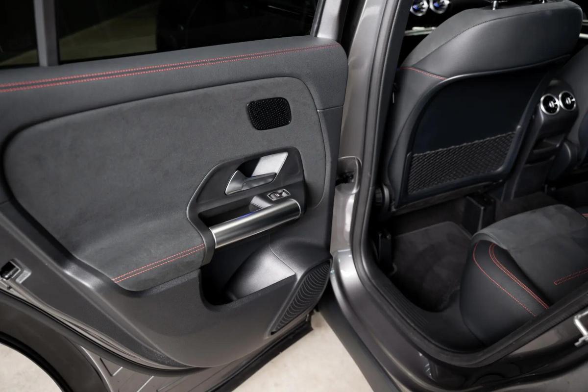 mercedes-benz-gla-250-e-2025-hibrido-a-gasolina-1332cc