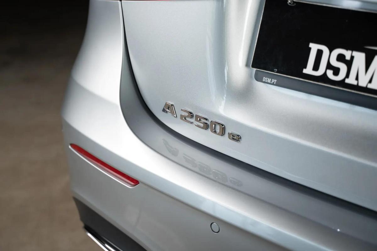 mercedes-benz-classe-a-a-250-e-2025-hibrido-a-gasolina-1332cc