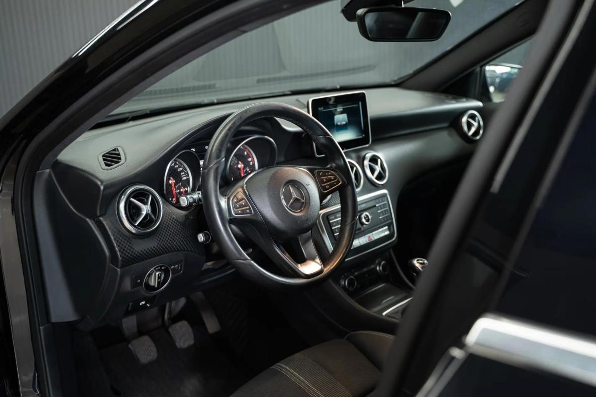 mercedes-benz-classe-a-a-180-2017-diesel-1461cc