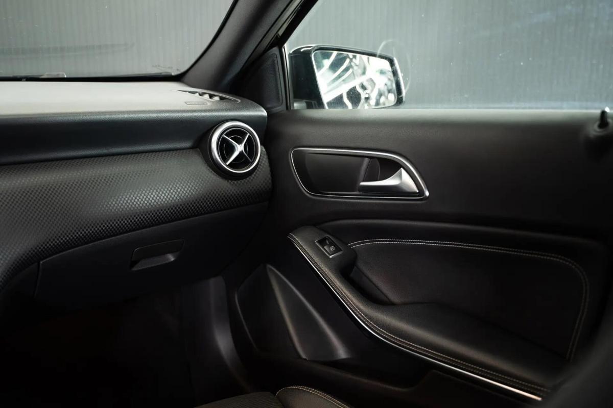 mercedes-benz-classe-a-a-180-2017-diesel-1461cc