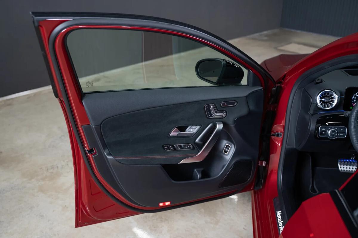 mercedes-benz-classe-a-2025-hibrido-a-gasolina-1332cc