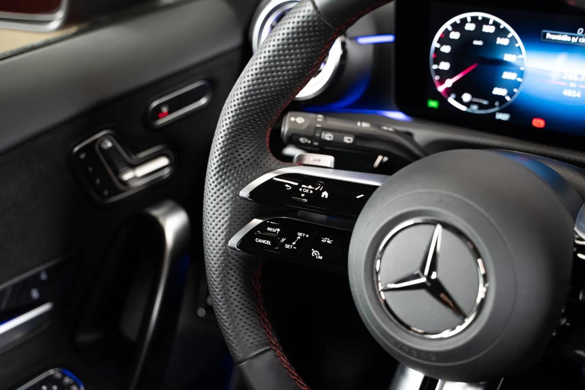 mercedes-benz-classe-a-2025-hibrido-a-gasolina-1332cc