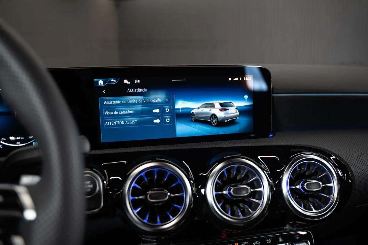 mercedes-benz-classe-a-2025-hibrido-a-gasolina-1332cc