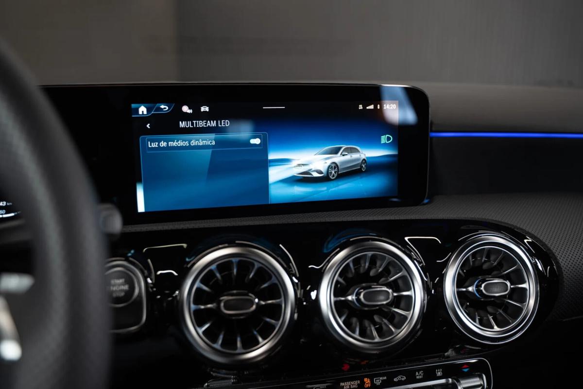 mercedes-benz-classe-a-2025-hibrido-a-gasolina-1332cc