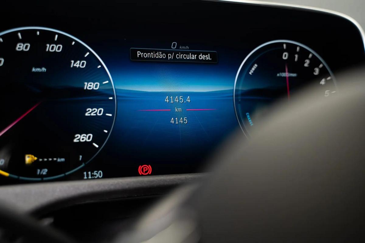 mercedes-benz-classe-e-e-300-e-2025-hibrido-a-gasolina-1999cc