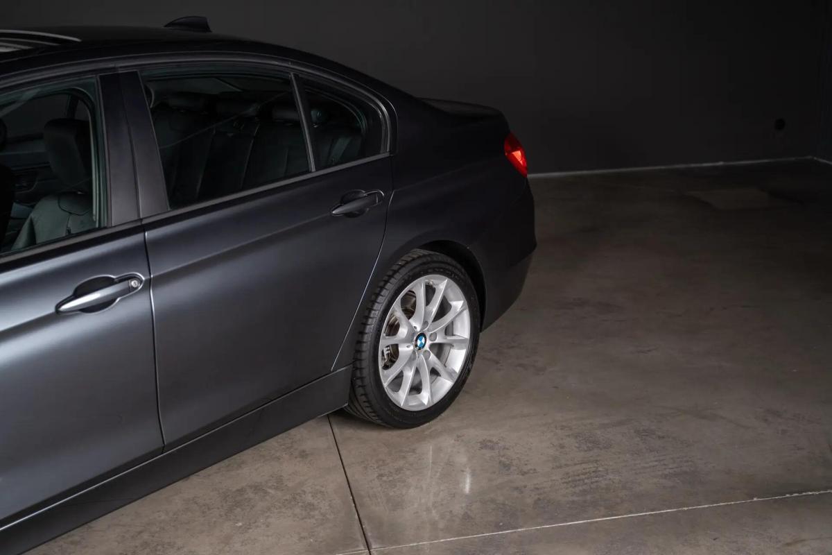 bmw-serie-3-320d-2014-diesel-1995cc