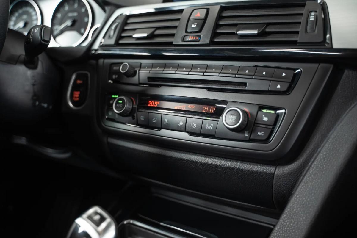 bmw-serie-3-320d-2014-diesel-1995cc