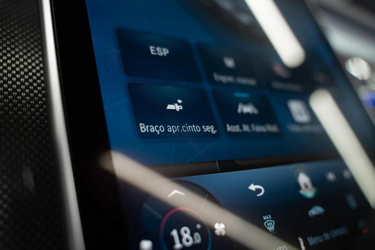 mercedes-benz-cle-200-2025-gasolina-1999cc