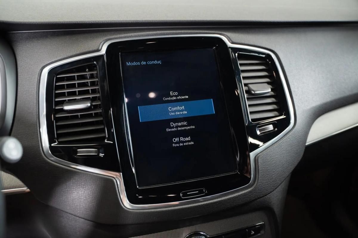 volvo-xc90-2018-diesel-1969cc