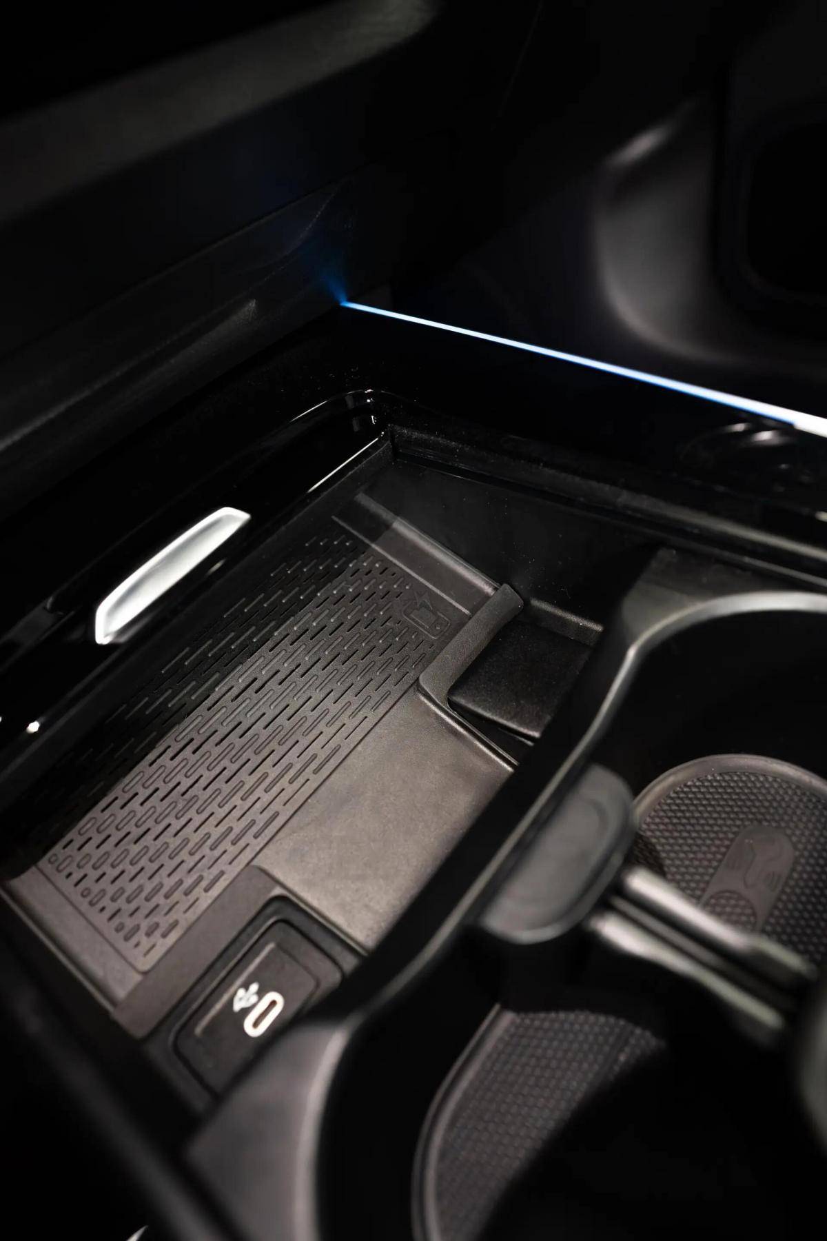 mercedes-benz-gla-250-e-2025-hibrido-a-gasolina-1332cc