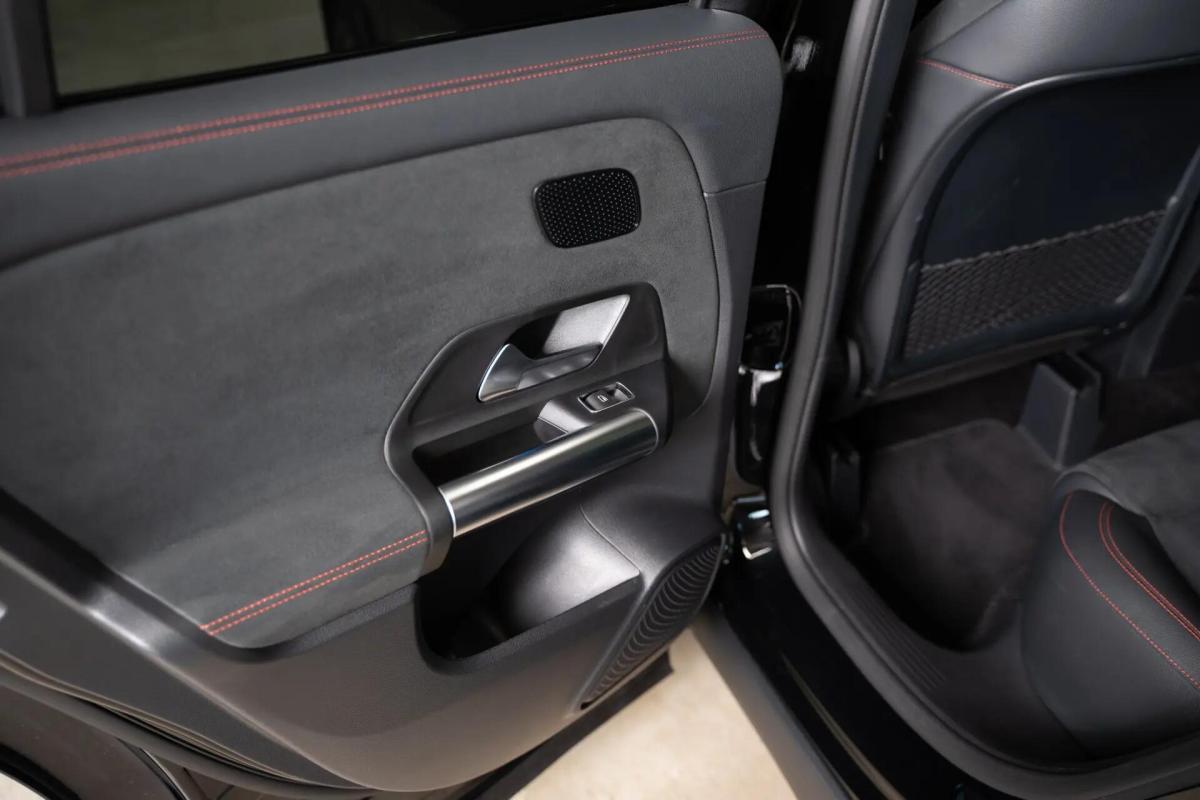 mercedes-benz-gla-250-e-2025-hibrido-a-gasolina-1332cc