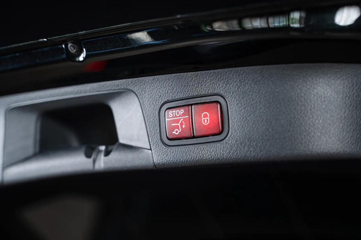mercedes-benz-gla-250-e-2025-hibrido-a-gasolina-1332cc