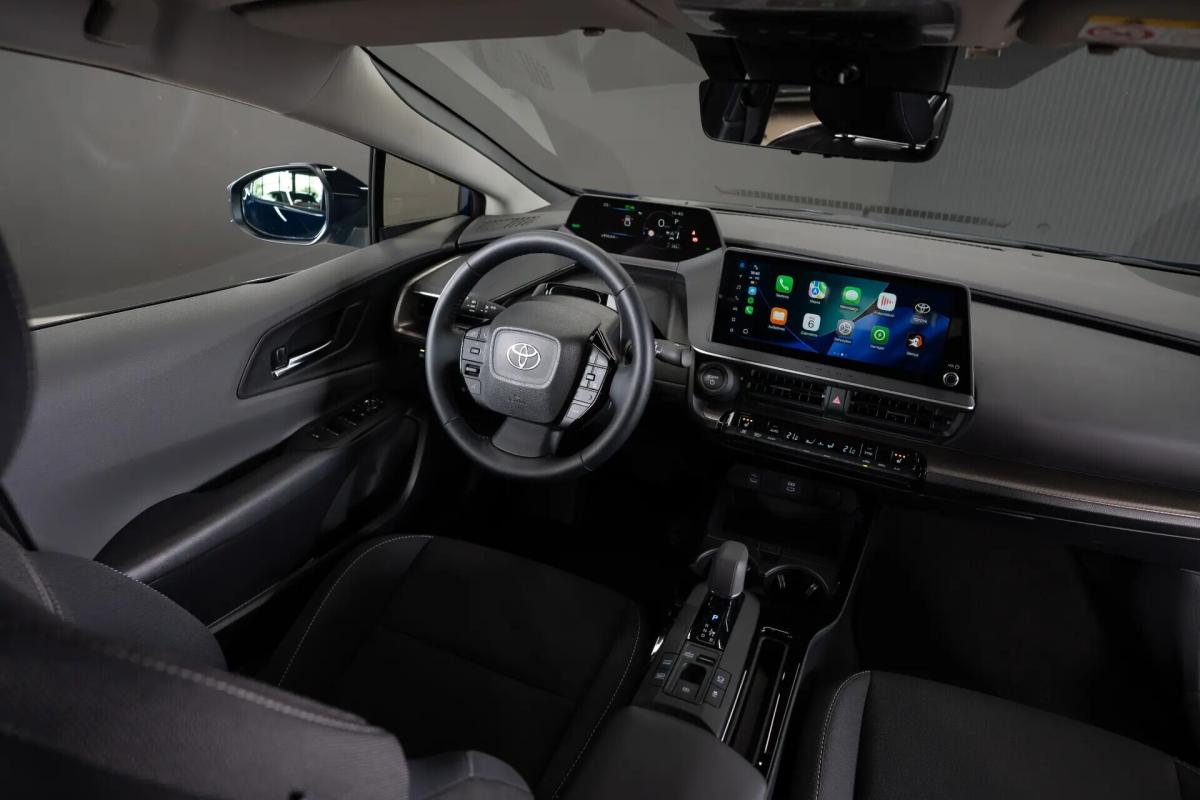 toyota-prius-2025-hibrido-a-gasolina-1987cc