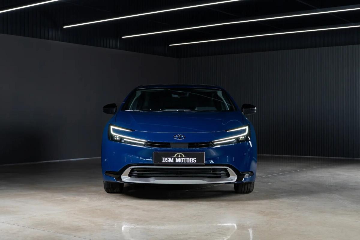 toyota-prius-2025-hibrido-a-gasolina-1987cc